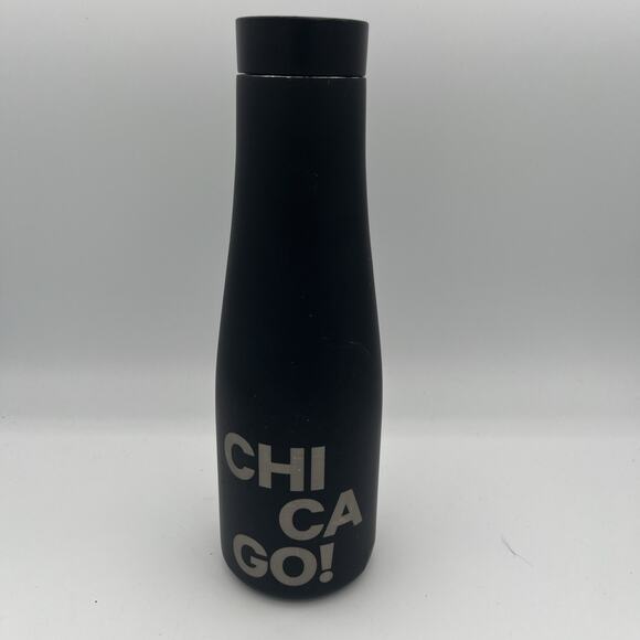Lululemon Black Chicago Stay Hot Keep Cold Tumbler Bottle 19 oz Experiential st - Picture 1 of 7
